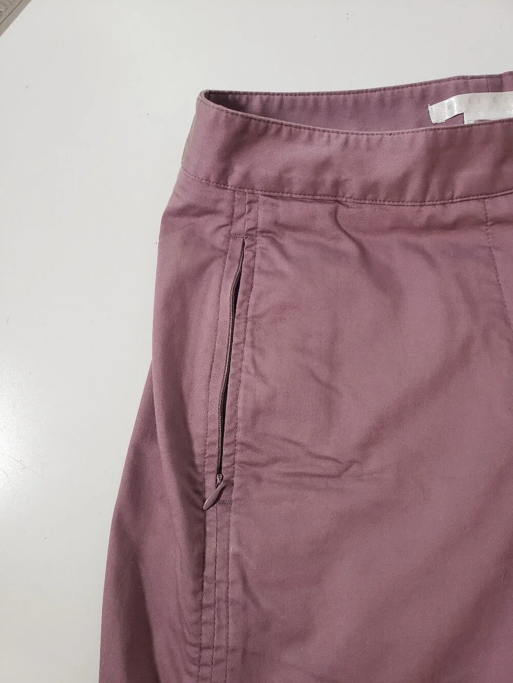 Nike Women's Mauve Roll-Cuff Shorts Dri Fit Golf Shorts M Athletic Tennis Pickle